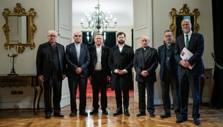 Comité Permanente del Episcopado se reúne con el Presidente Gabriel Boric